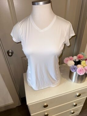 🖤 Brooks Women's White V-Neck Short Sleeve Performance Tee Large